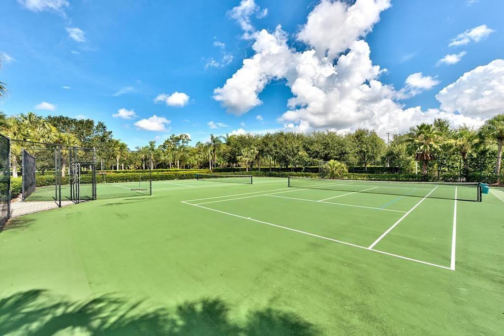 North Naples Free Golf! Stay, Play, Work From Luxury 2Bdr Plus Den 1St Floor Villa In Lely Golf Resort מראה חיצוני תמונה
