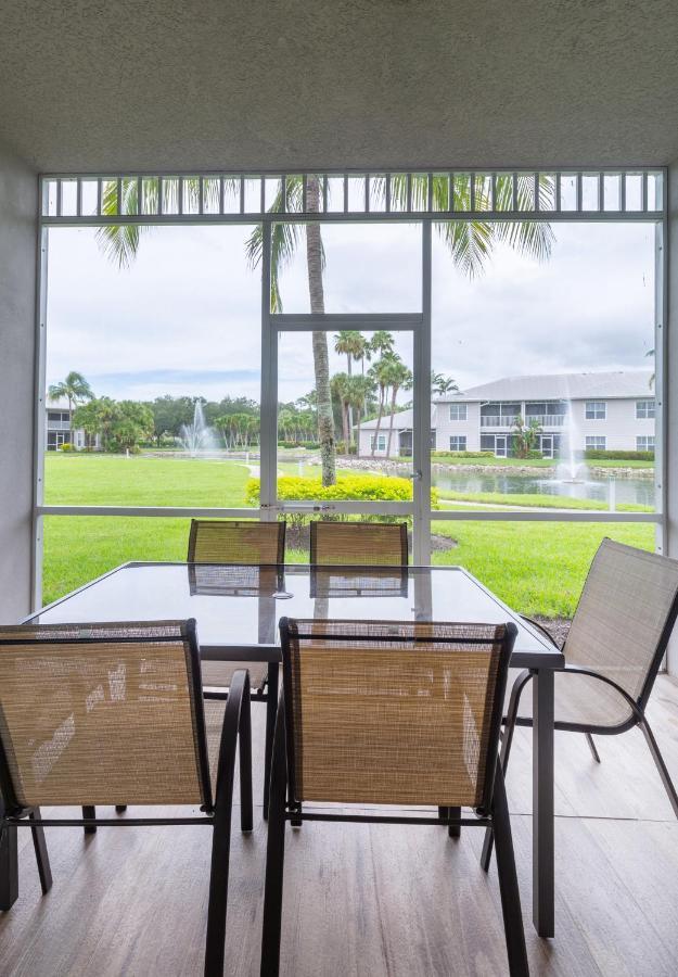 North Naples Free Golf! Stay, Play, Work From Luxury 2Bdr Plus Den 1St Floor Villa In Lely Golf Resort מראה חיצוני תמונה